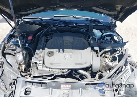 2013 Mercedes-Benz C 300 4Matic из США, поврежденный, VIN WDDGF8AB1DA777952